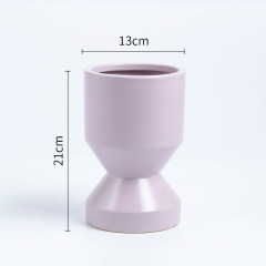 Ceramic plant pot with matte glaze