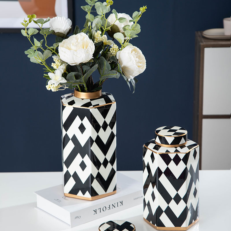 JLHX103 Geometric designed ceramic decoration Jar with lids in black and white color