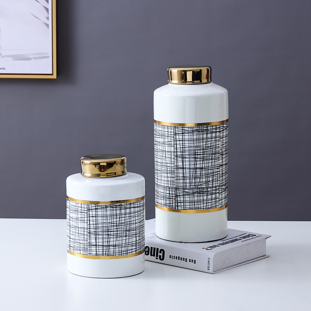 JLHX115 Ceramic jar with gold lid for home decoration