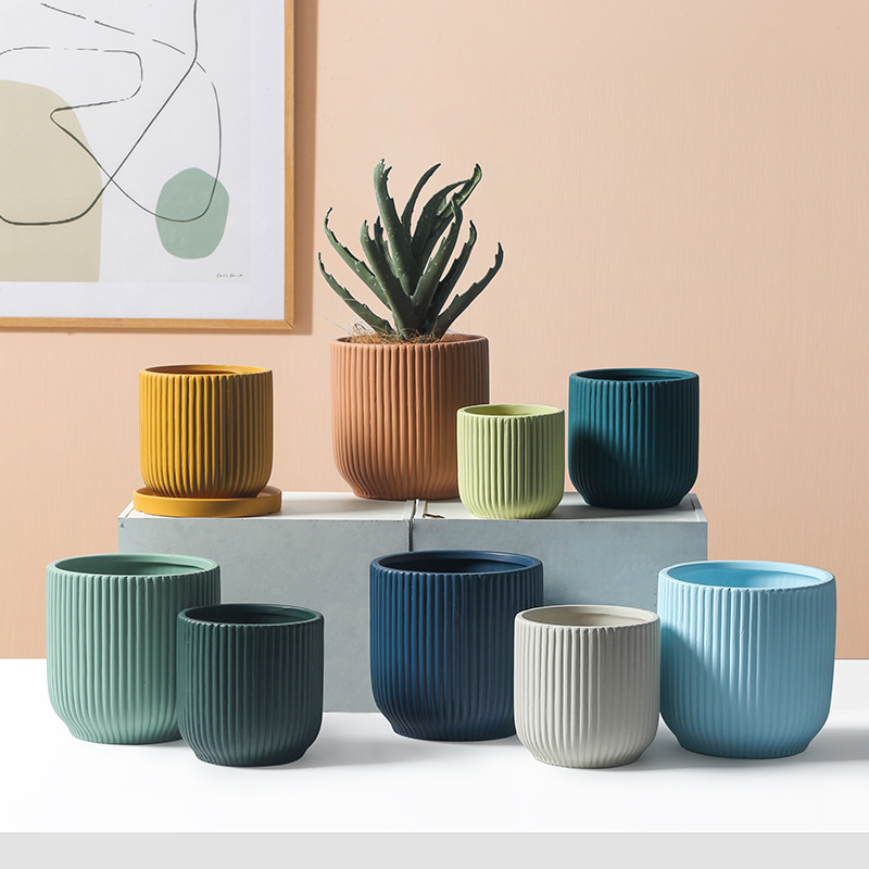 JYW2132  Addorable fluted ceramic planter for indoor use