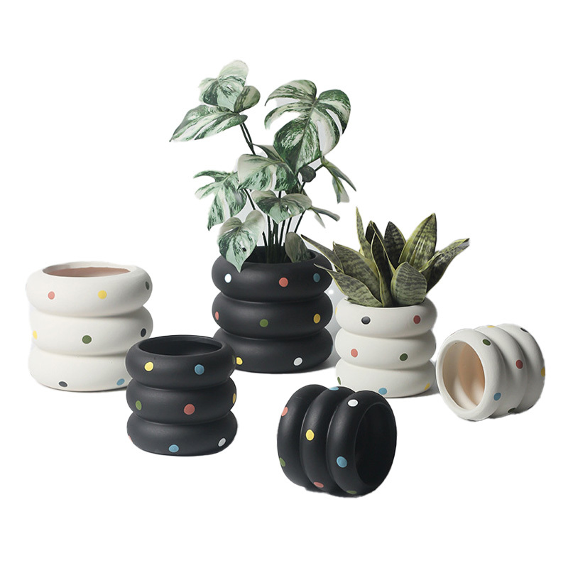 JYW2145 Modern design ceramic plant pot with polka design for indoor use
