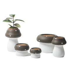 JYW2155 New arrival mushroom design ceramic planter pot with polka dots