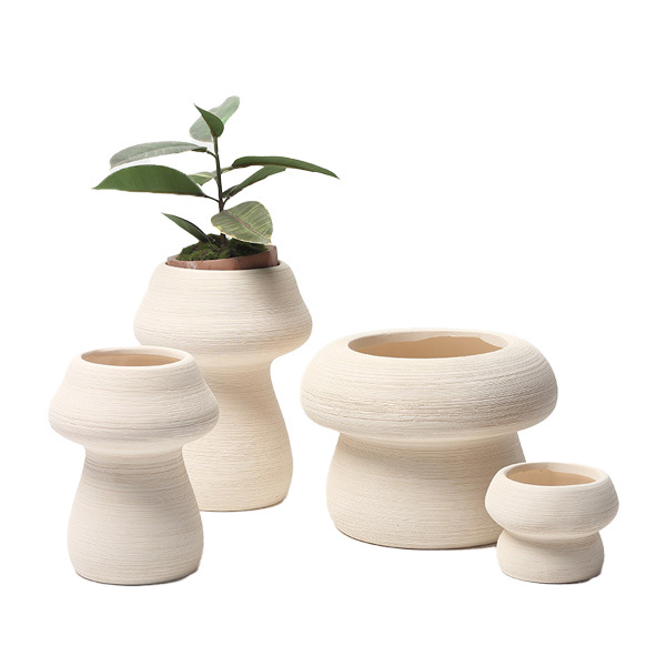 JYW2153  Brushed effect ceramic pot with bisque finish