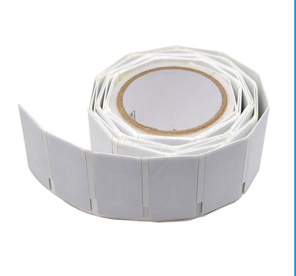 Flexible UHF RFID On-metal Tags