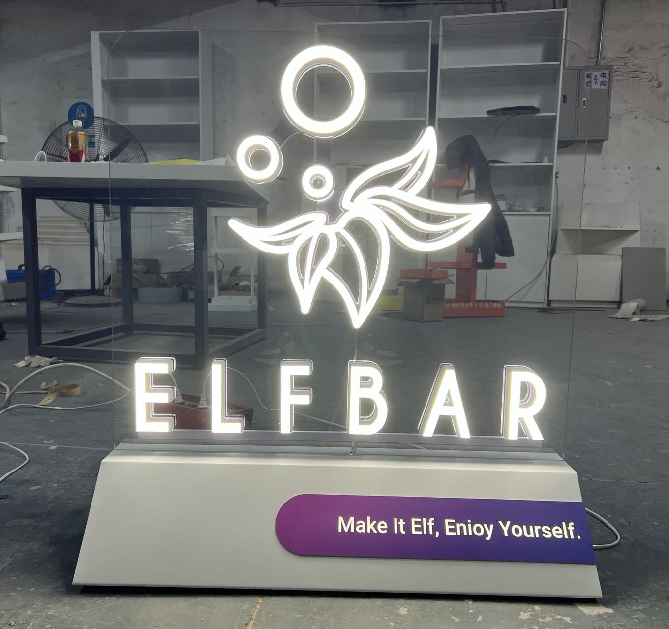 3D illuminated signs