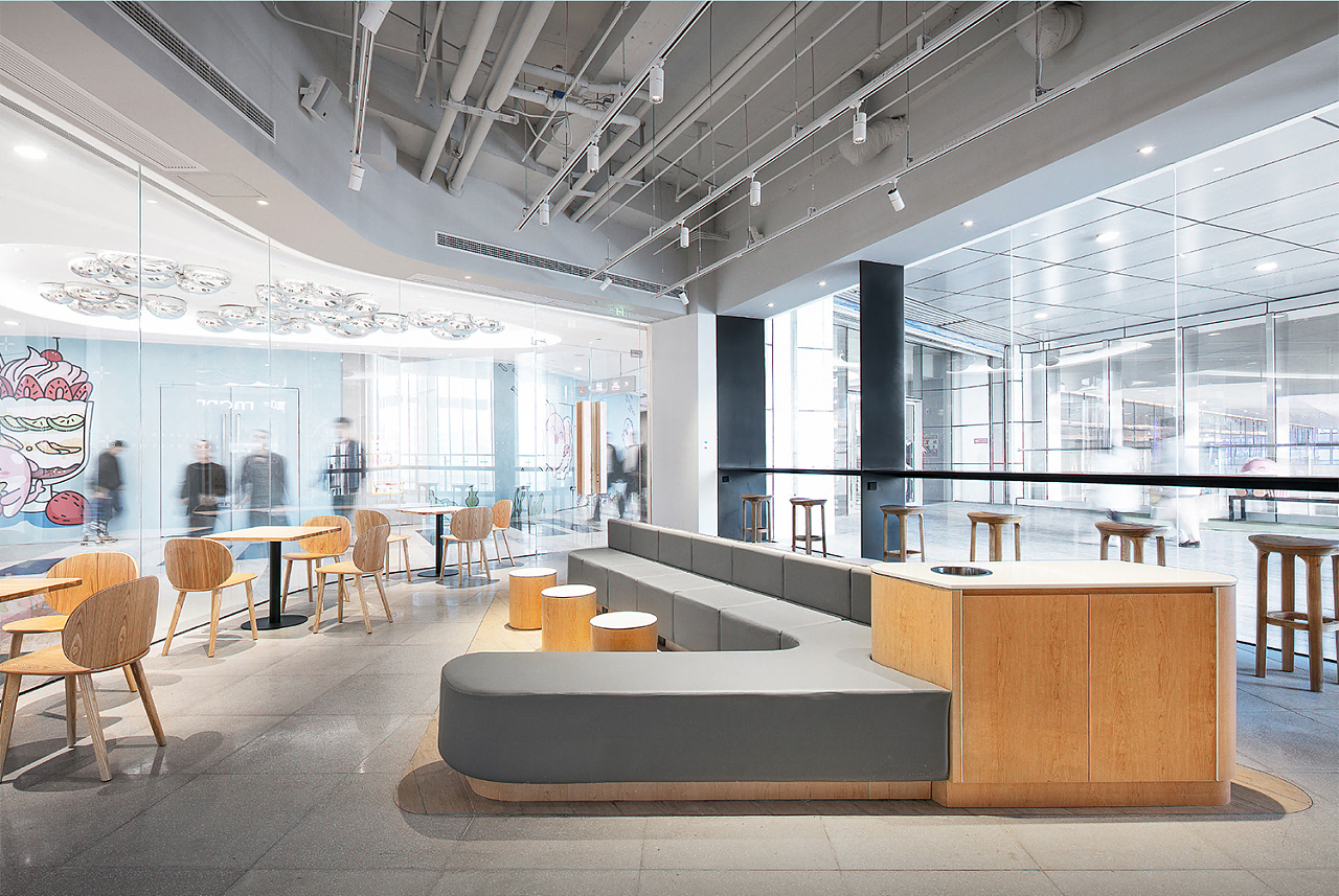 Food and beverage shops