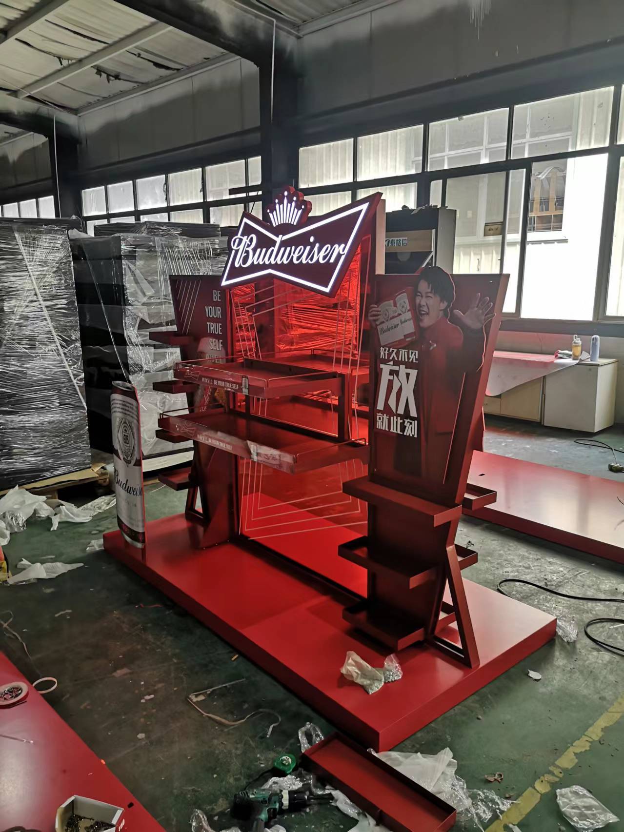 Pop-up stand