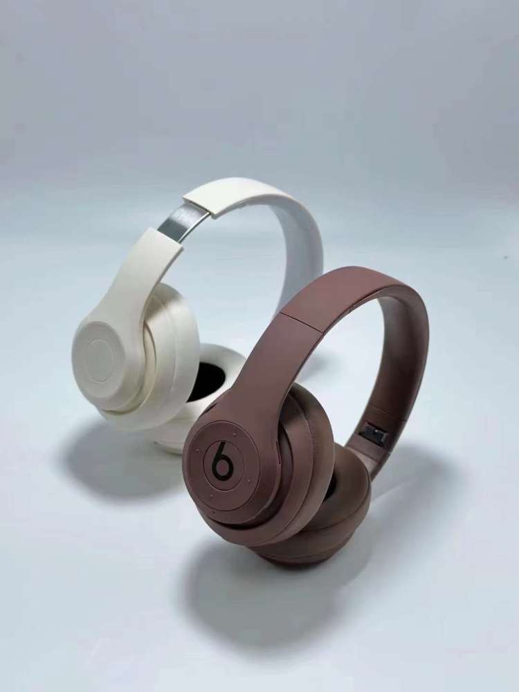 Beats Studio Pro