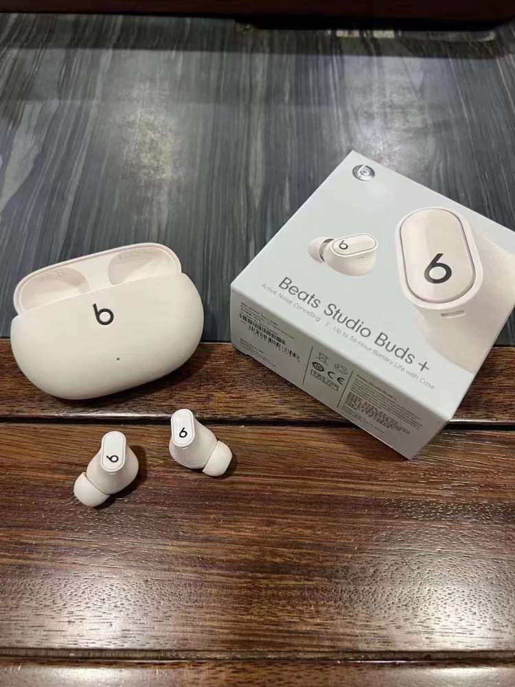 Beats Studio Buds +