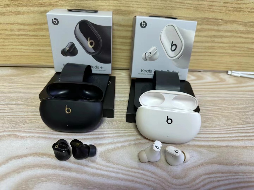 Beats Studio Buds +