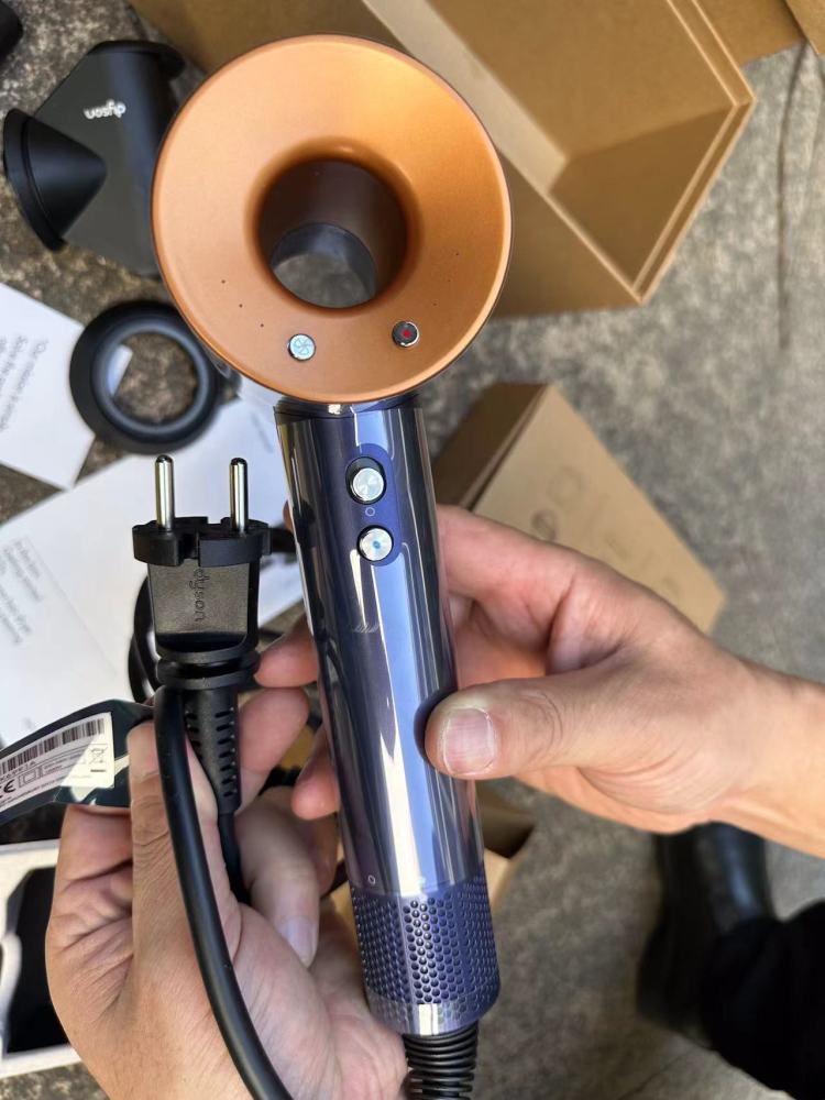 Dyson HD15