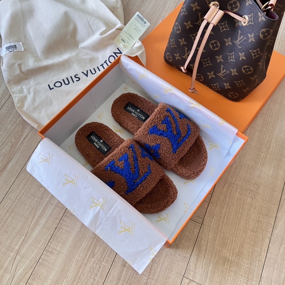 LV Shoes Women Men Autumn and winter lamb wool mop