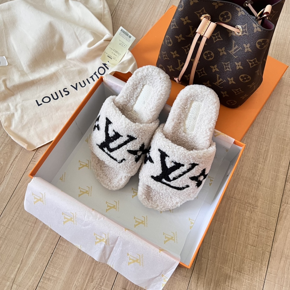 LV Shoes Women Men Autumn and winter lamb wool mop