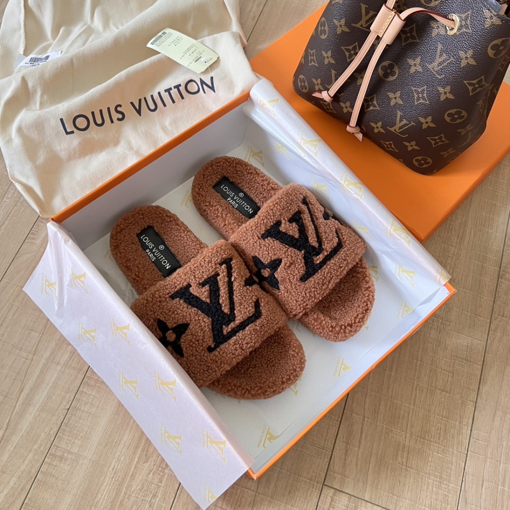 LV Shoes Women Men Autumn and winter lamb wool mop