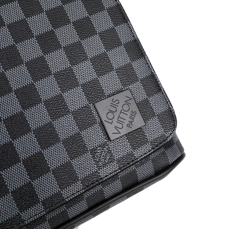 Men Bags LV New Haige Shoulder Bag