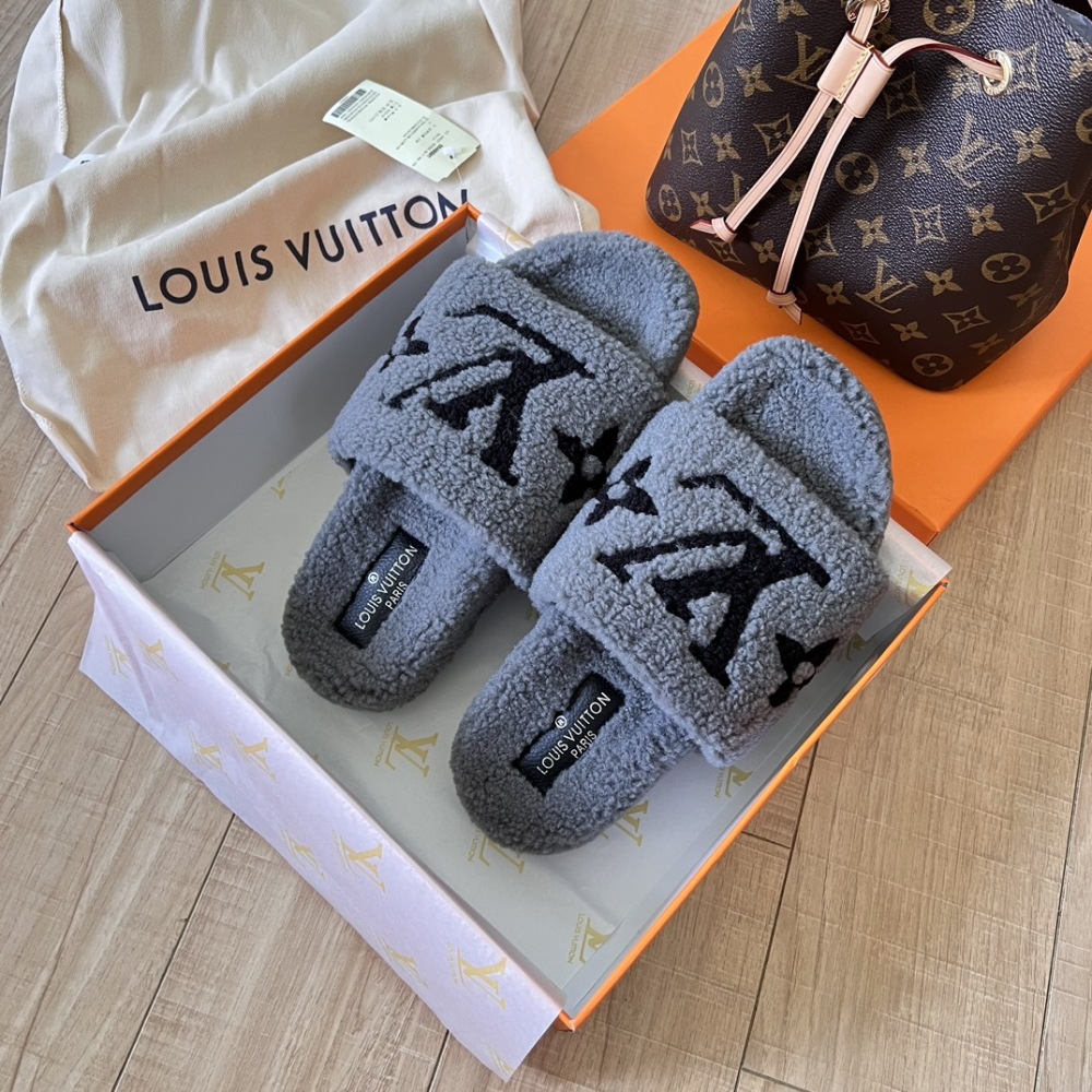 LV Shoes Women Men Autumn and winter lamb wool mop