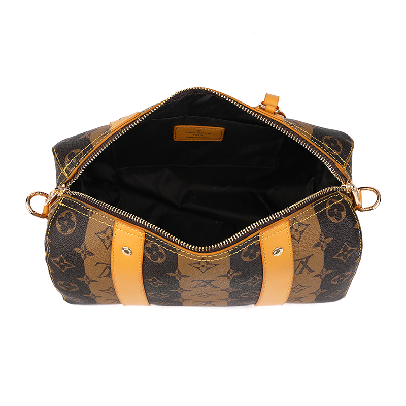 Men Bags LV New single shoulder bag