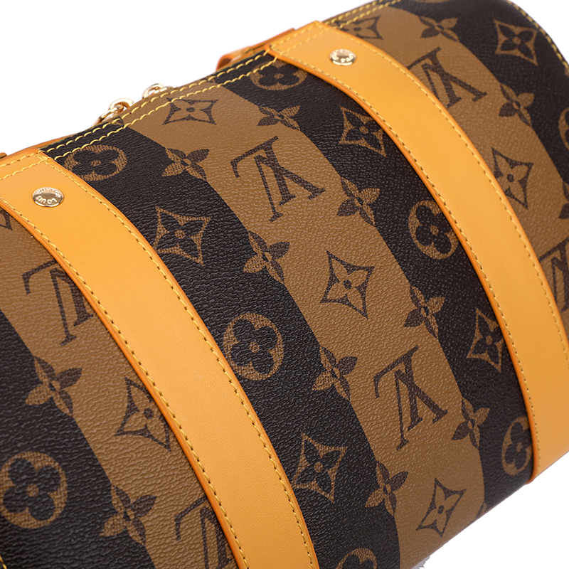 Men Bags LV New single shoulder bag
