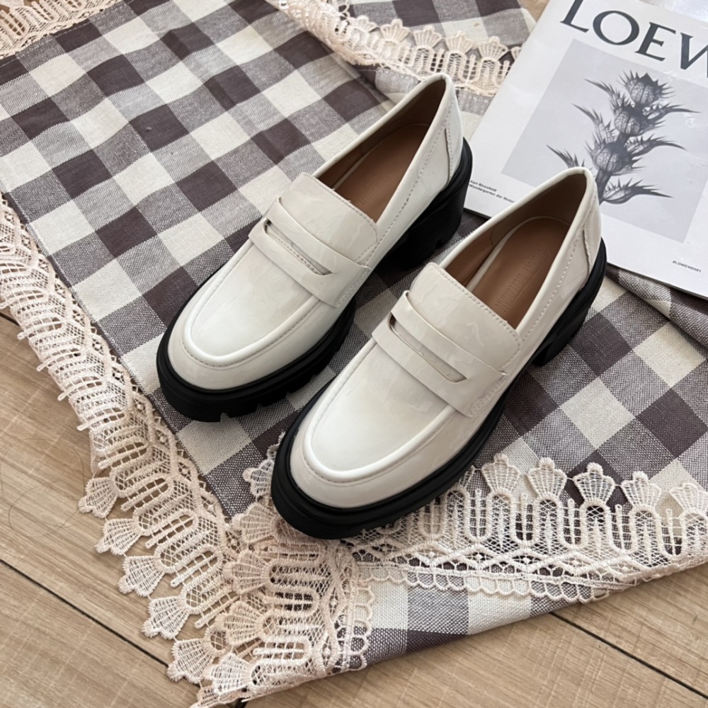 STUART WEITZMAN Shoes Women