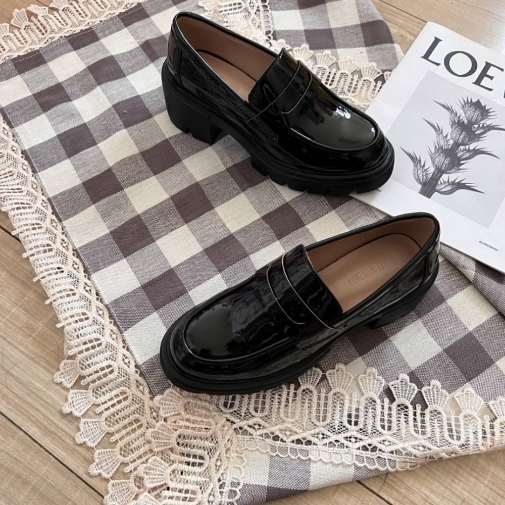 STUART WEITZMAN Shoes Women