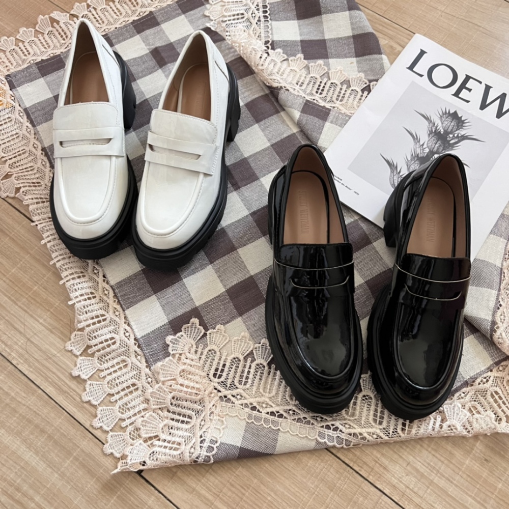 STUART WEITZMAN Shoes Women