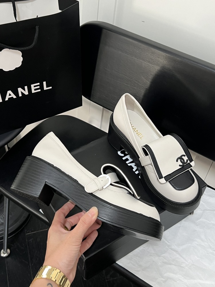 Chanel Shoes Women