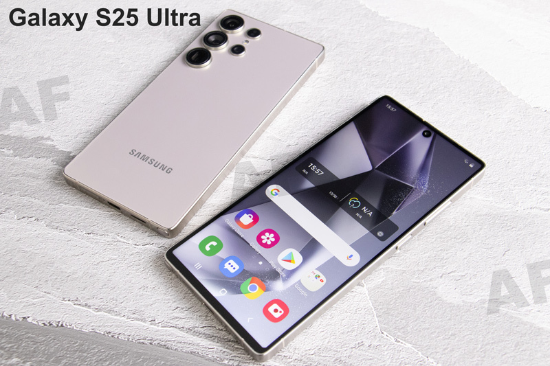 Galaxy S25 ultra phone