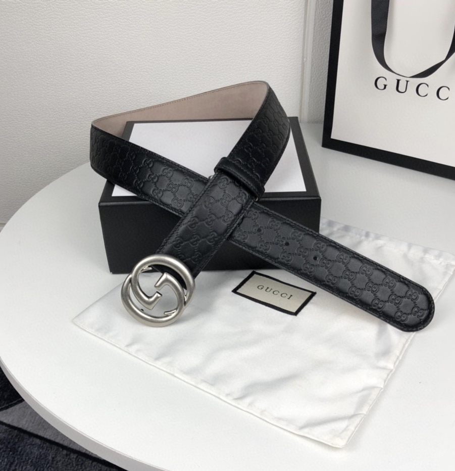 Interlocking double G buckle waist belt