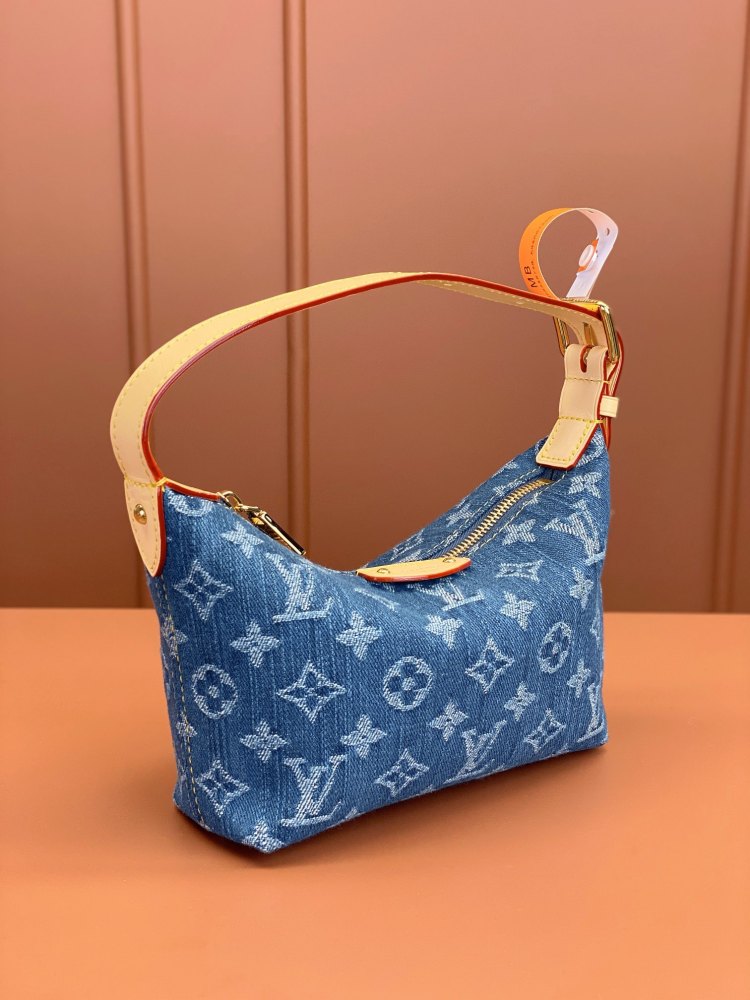clutch bag