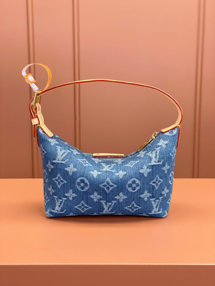 clutch bag