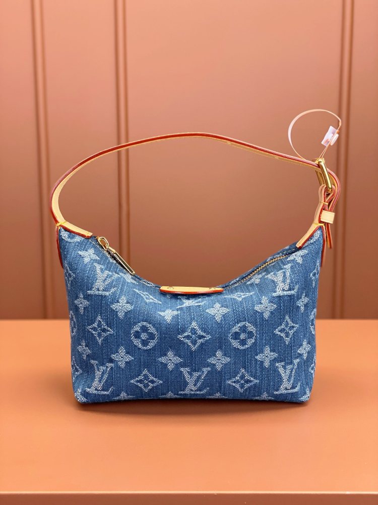 clutch bag