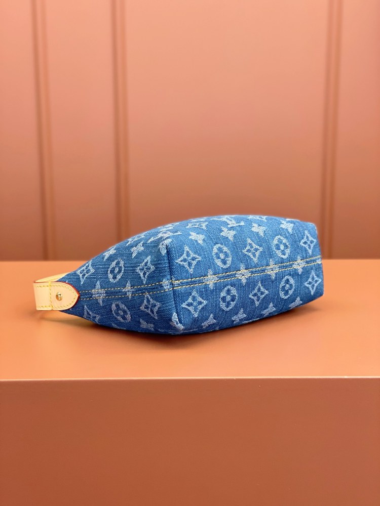 clutch bag