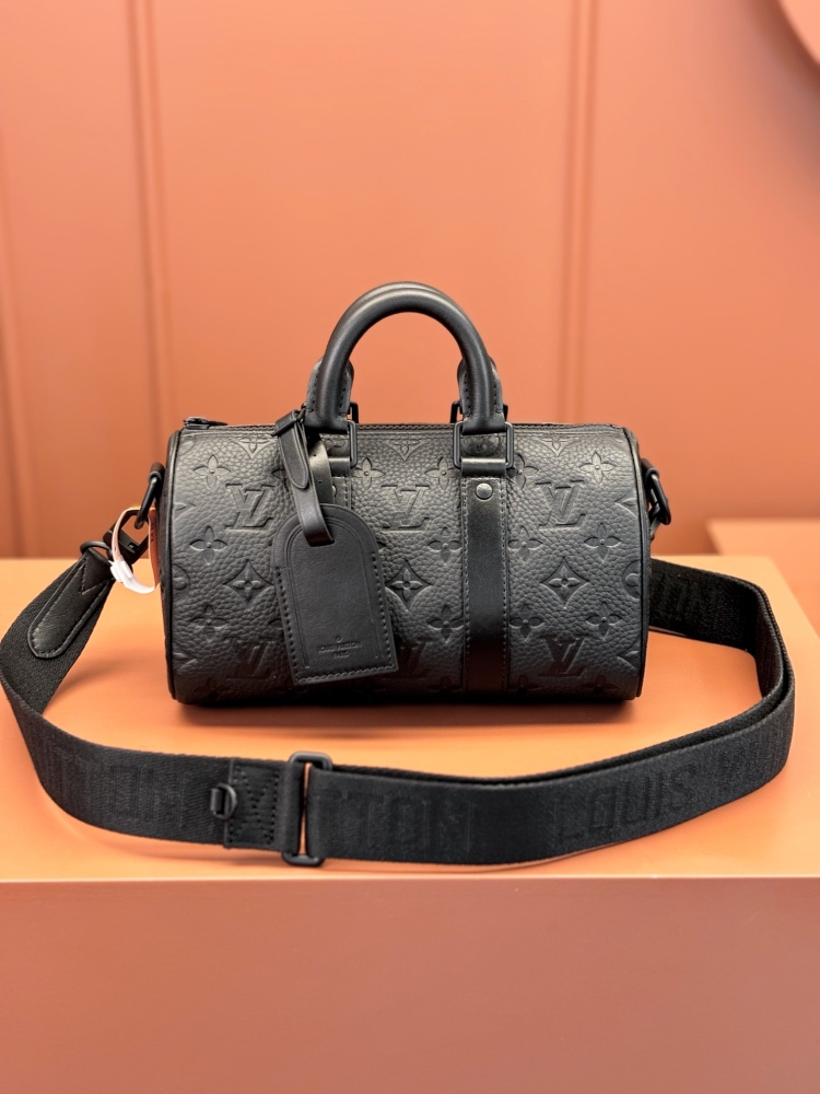 M20900 Black Men's Handbag