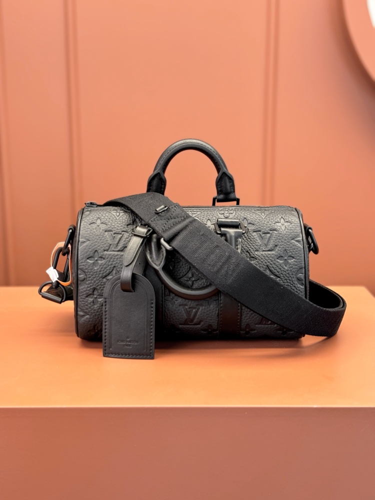 M20900 Black Men's Handbag