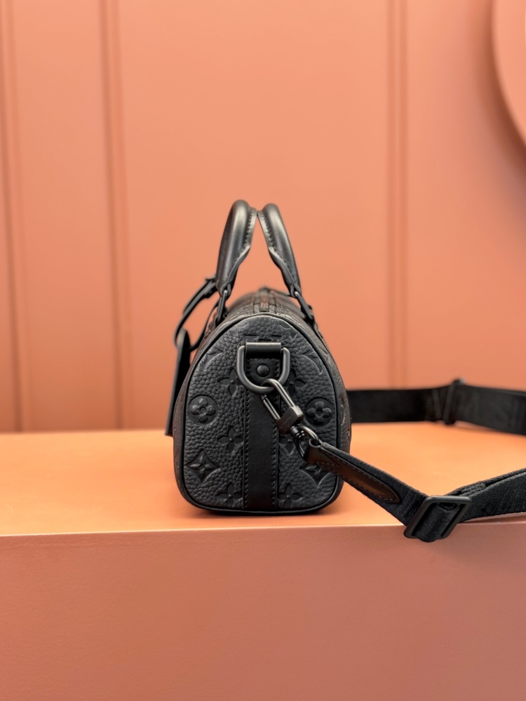 M20900 Black Men's Handbag