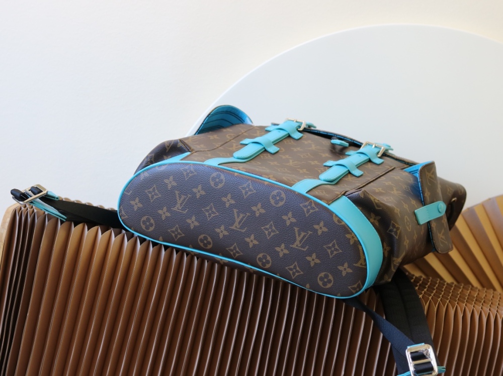The backpack is made of heroic Monogram Eclipse canvas and Monogram Eclipse Reverse canvas