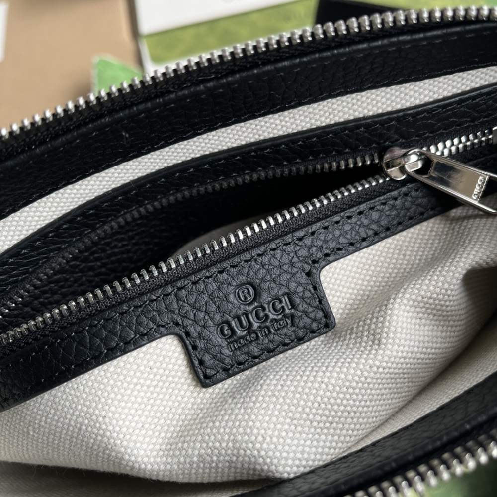 Small messenger bag