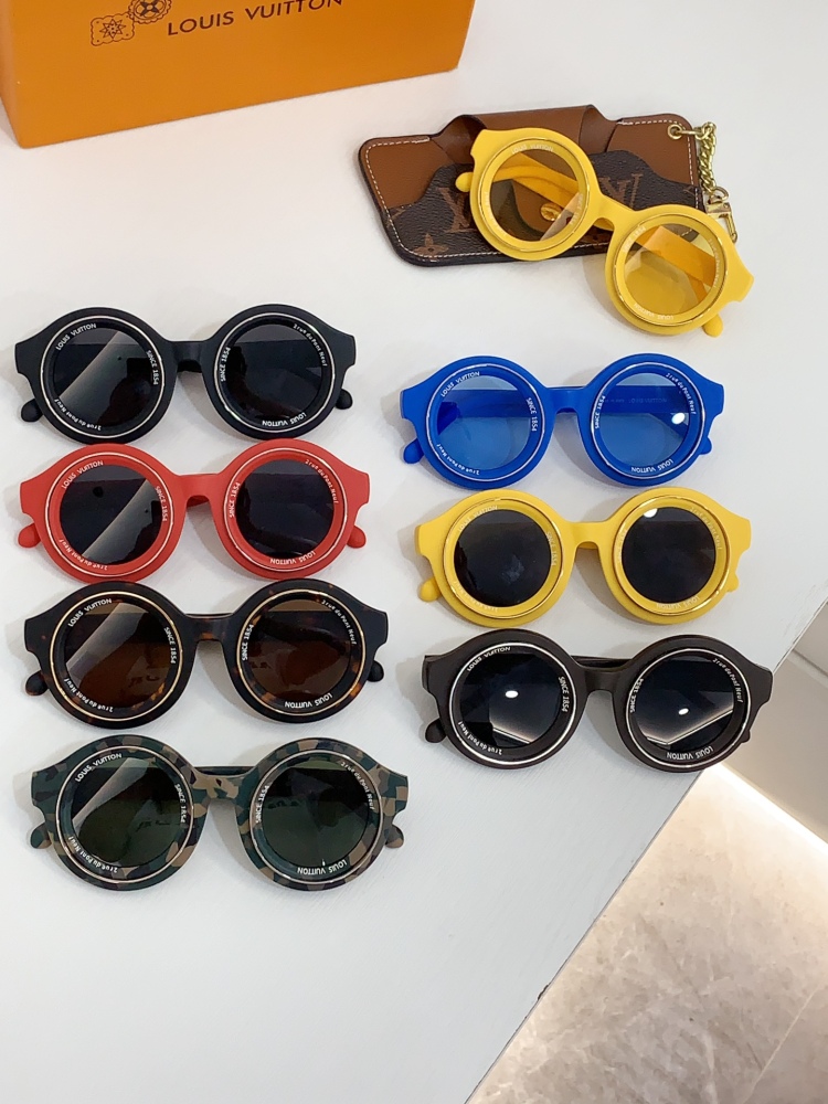 glasses