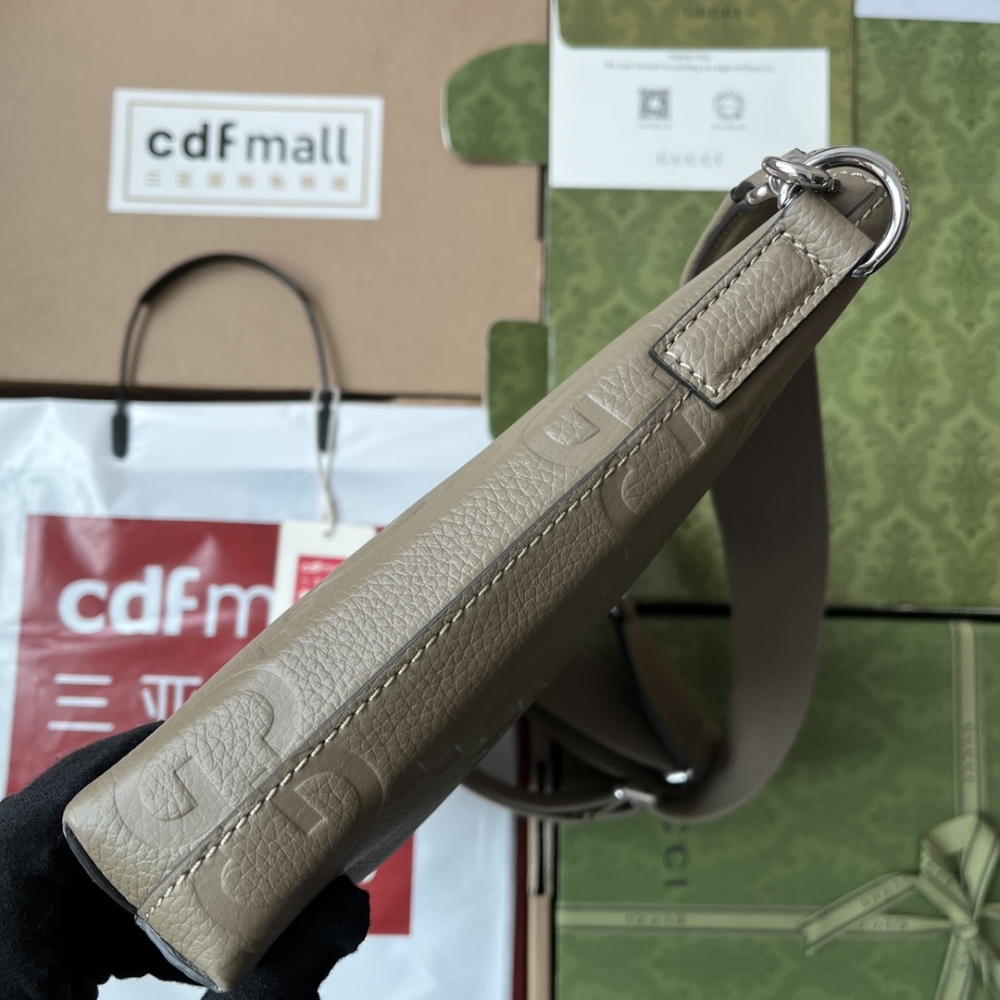 Medium sized mailman bag