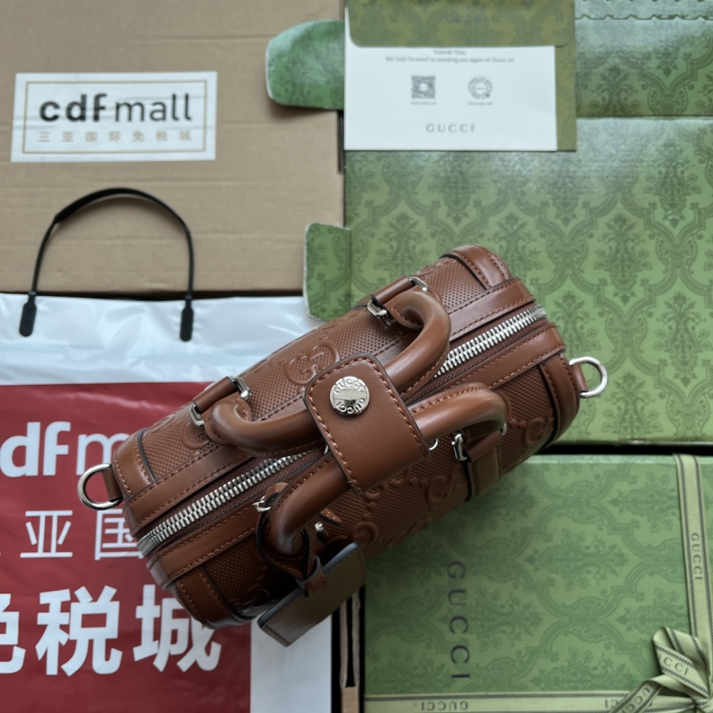 Mini travel bag