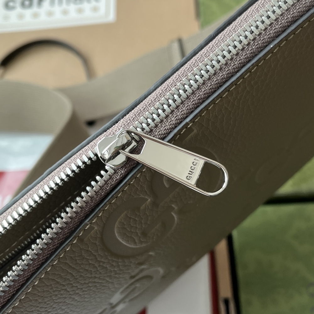 Medium sized mailman bag