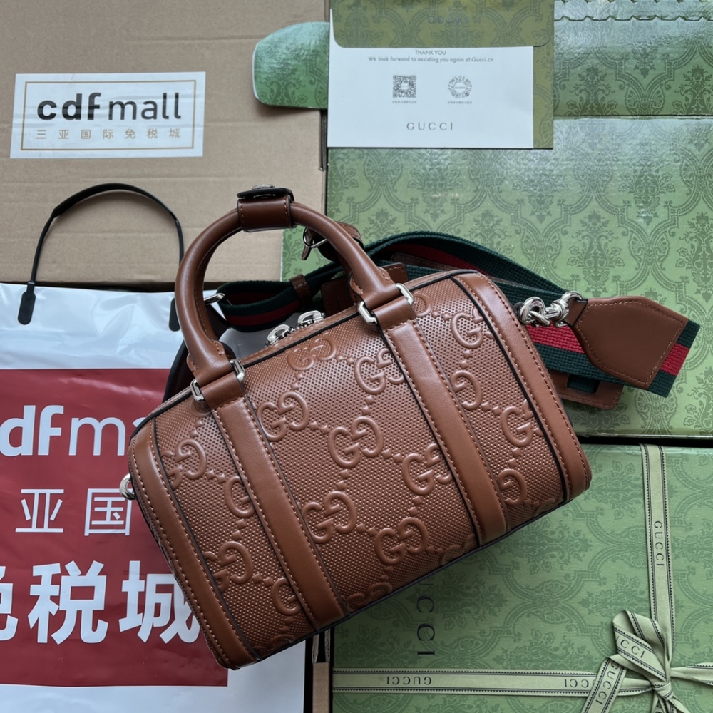 Mini travel bag