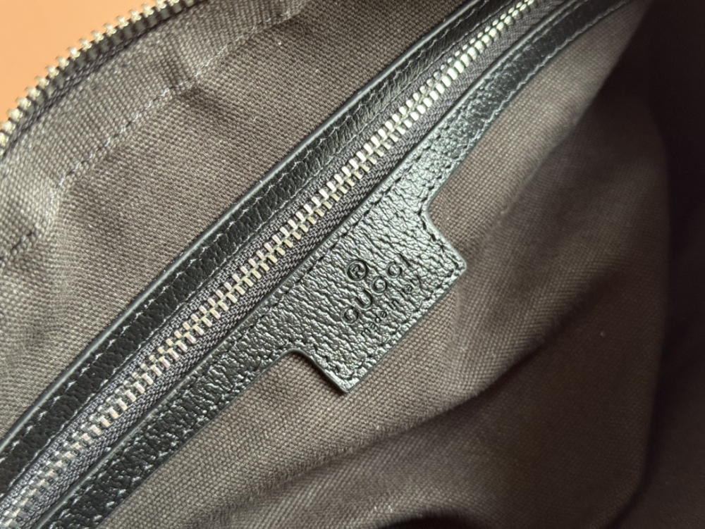 Small crossbody bag