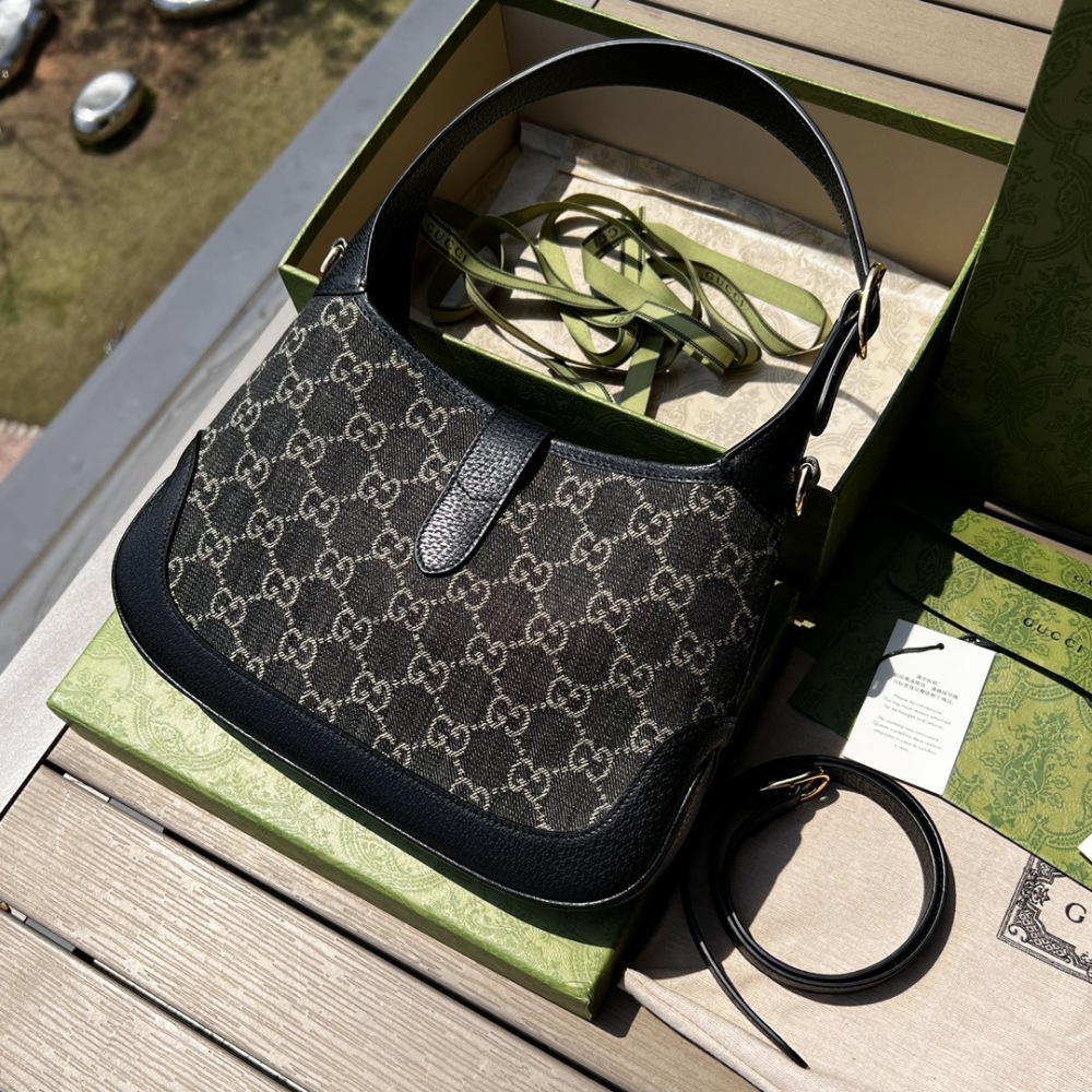 Small handbag