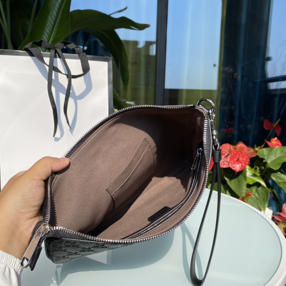 clutch bag