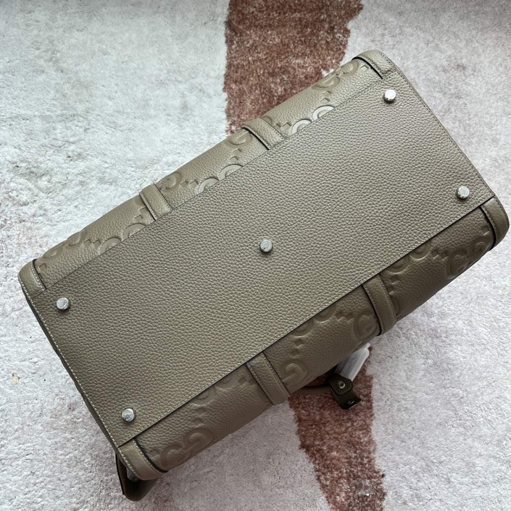 Small travel bag