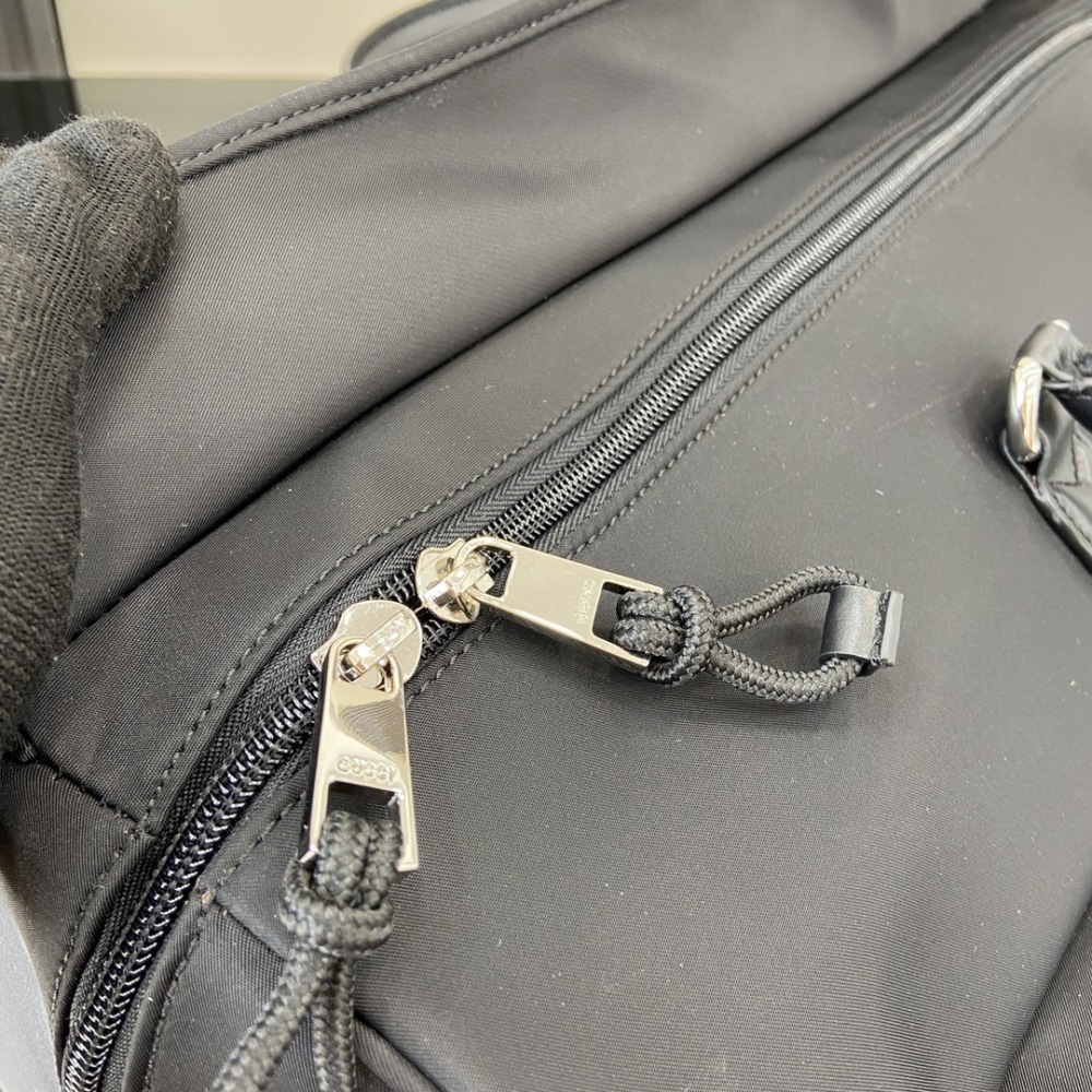 Men's Medium Travel Bag