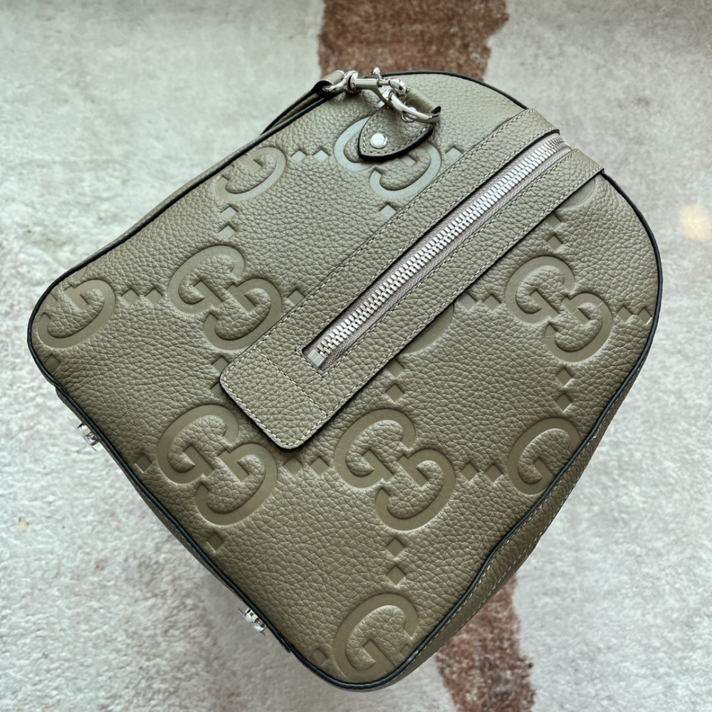 Small travel bag