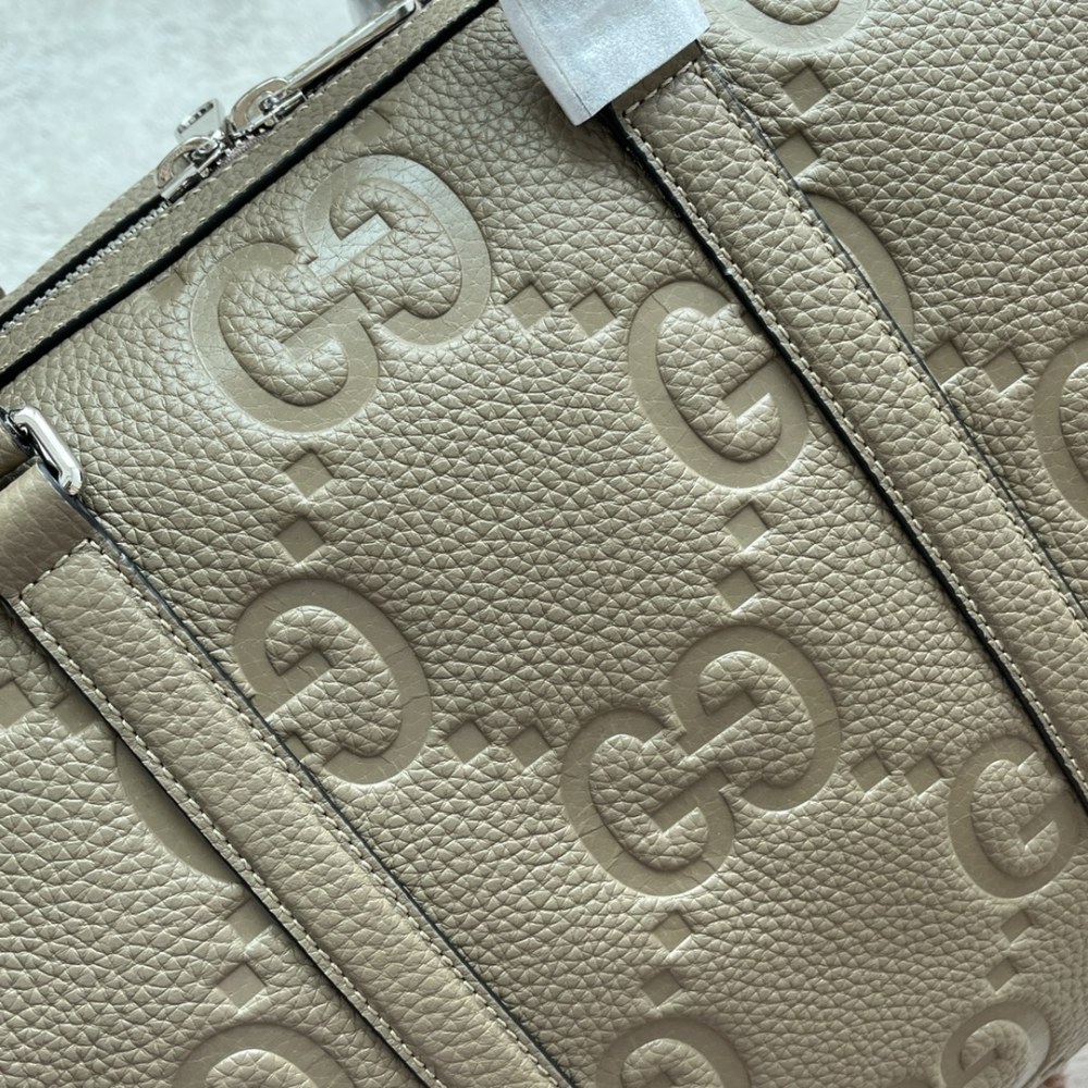 Small travel bag