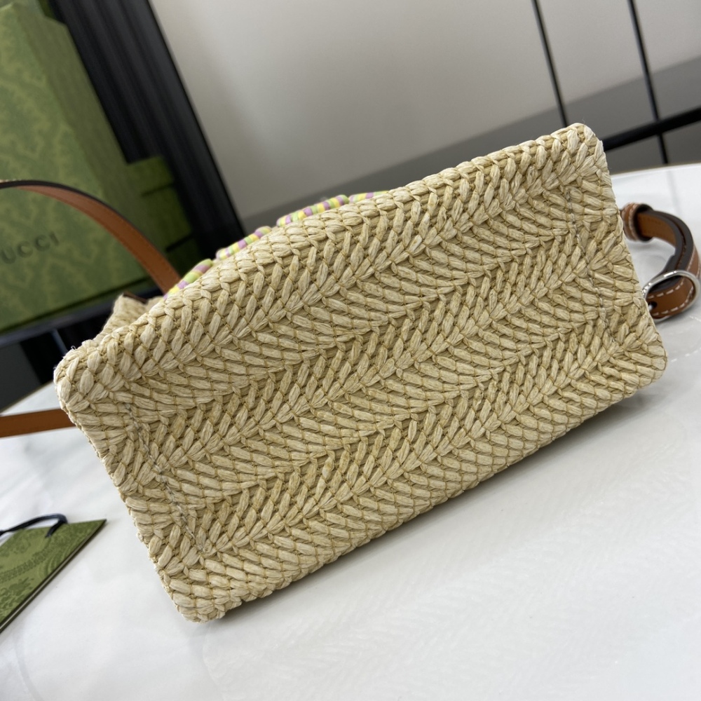 Mini woven handbag